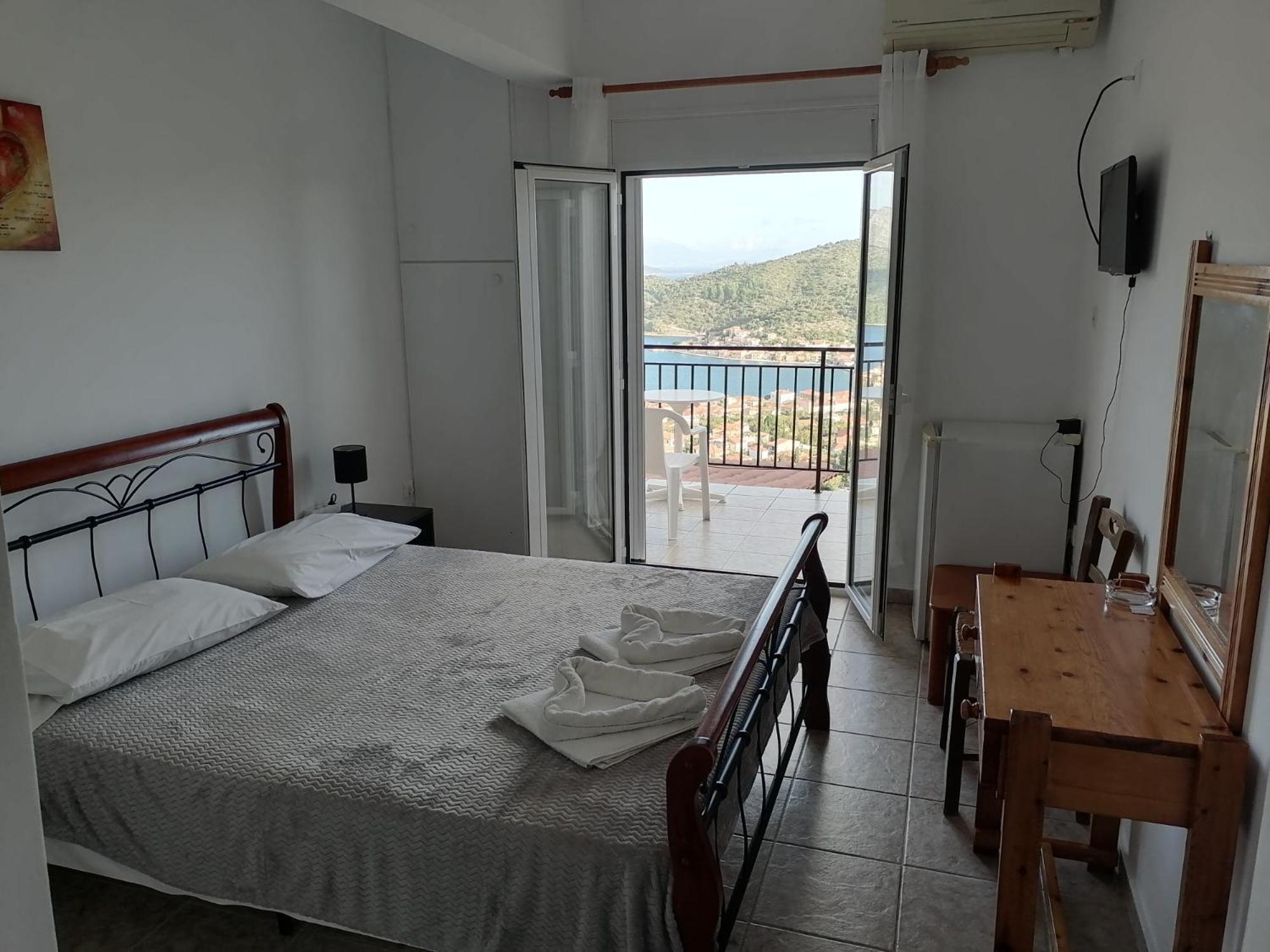 Calypso Apartments Вати Екстериор снимка
