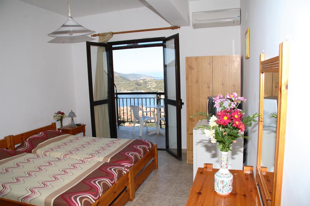 Calypso Apartments Вати Екстериор снимка