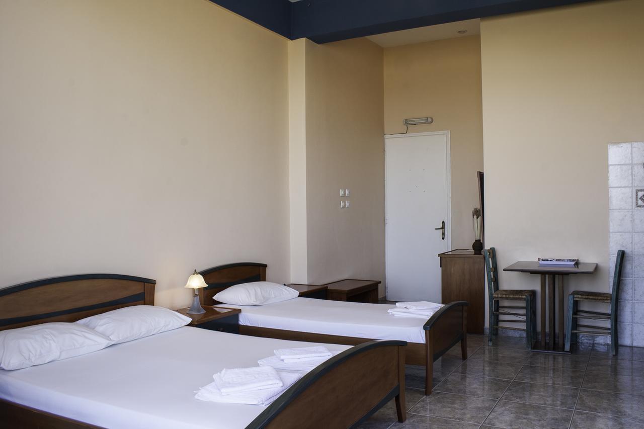 Calypso Apartments Вати Екстериор снимка
