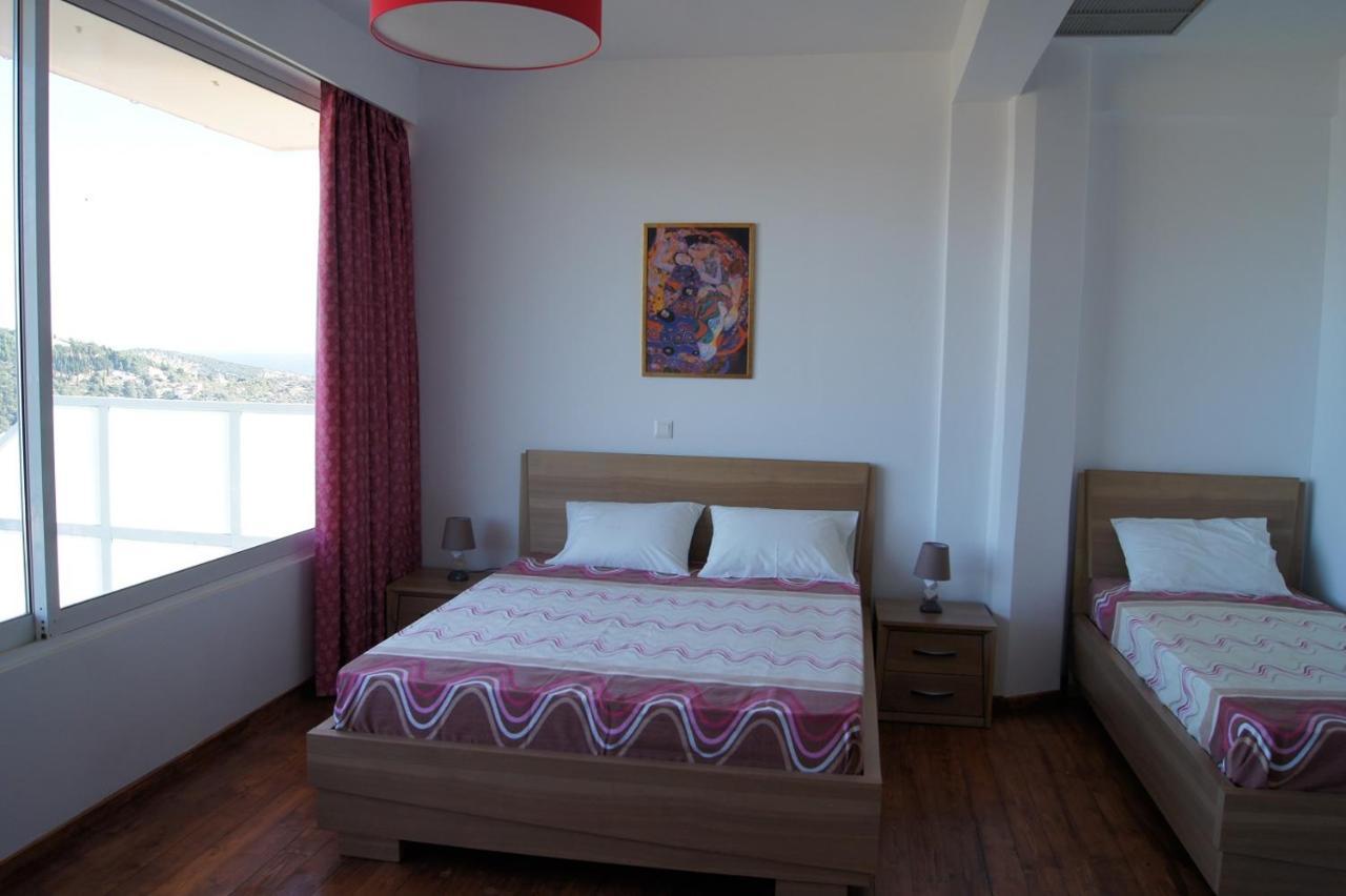 Calypso Apartments Вати Екстериор снимка