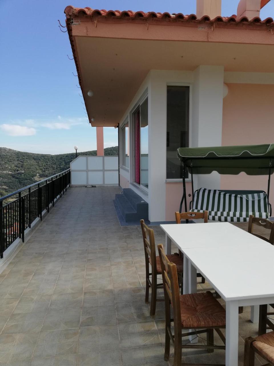 Calypso Apartments Вати Екстериор снимка