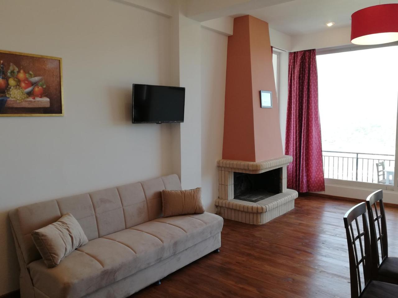 Calypso Apartments Вати Екстериор снимка