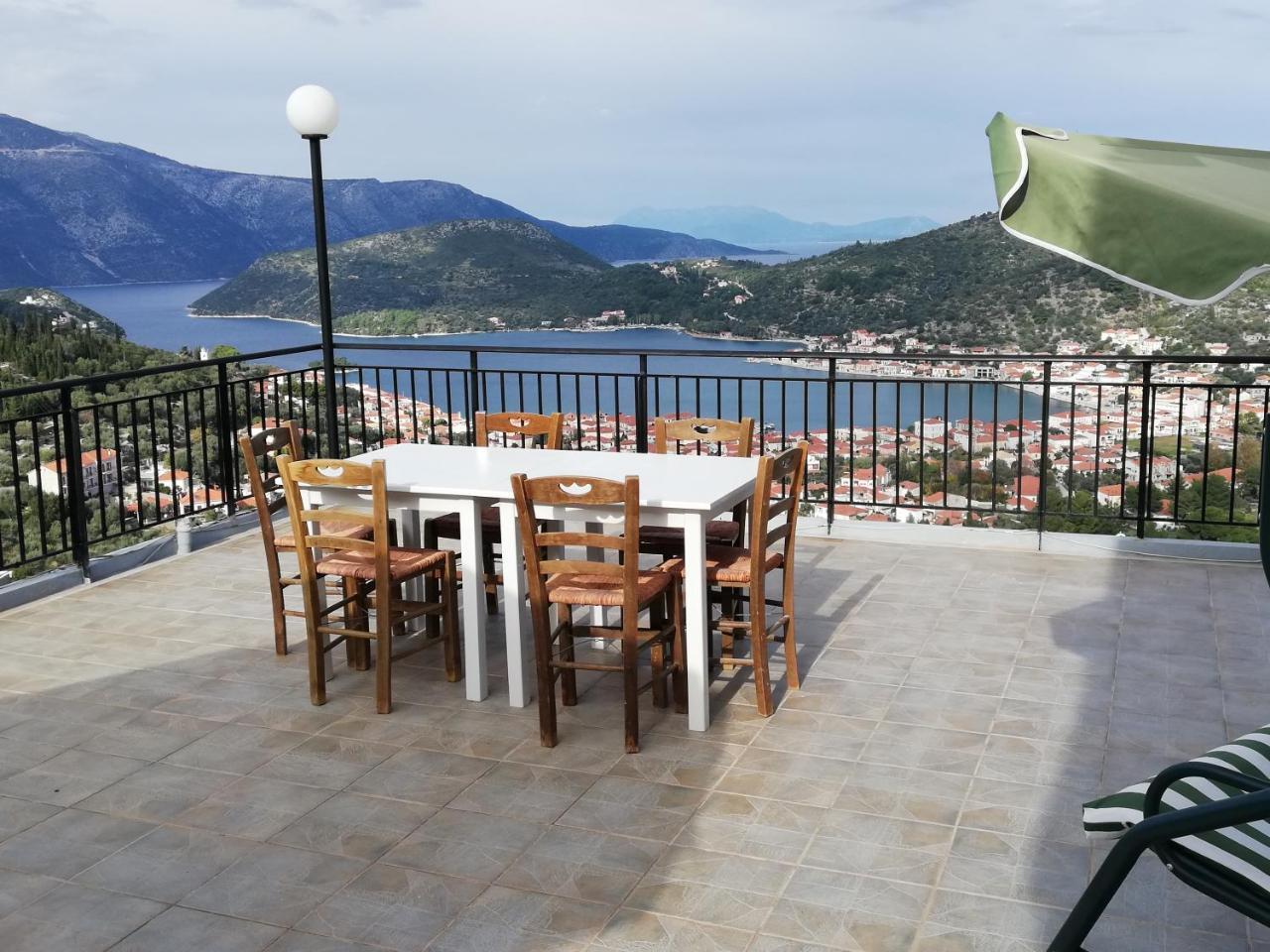 Calypso Apartments Вати Екстериор снимка