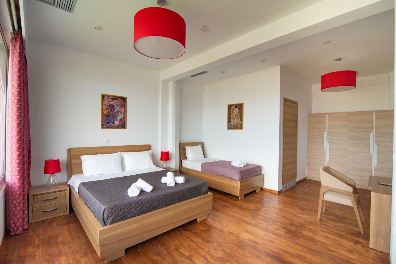 Calypso Apartments Вати Екстериор снимка